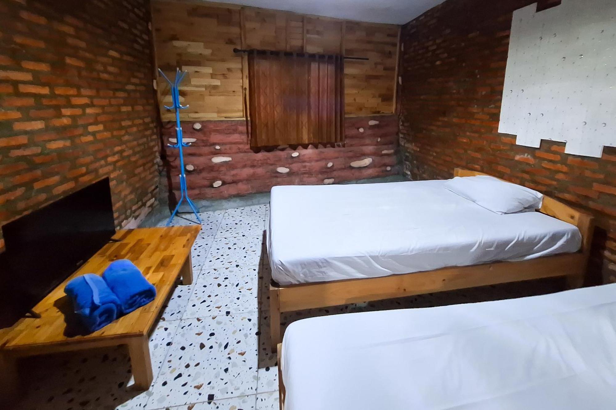 Hotel Reddoorz At Kampung Istal Bogor Exterior foto