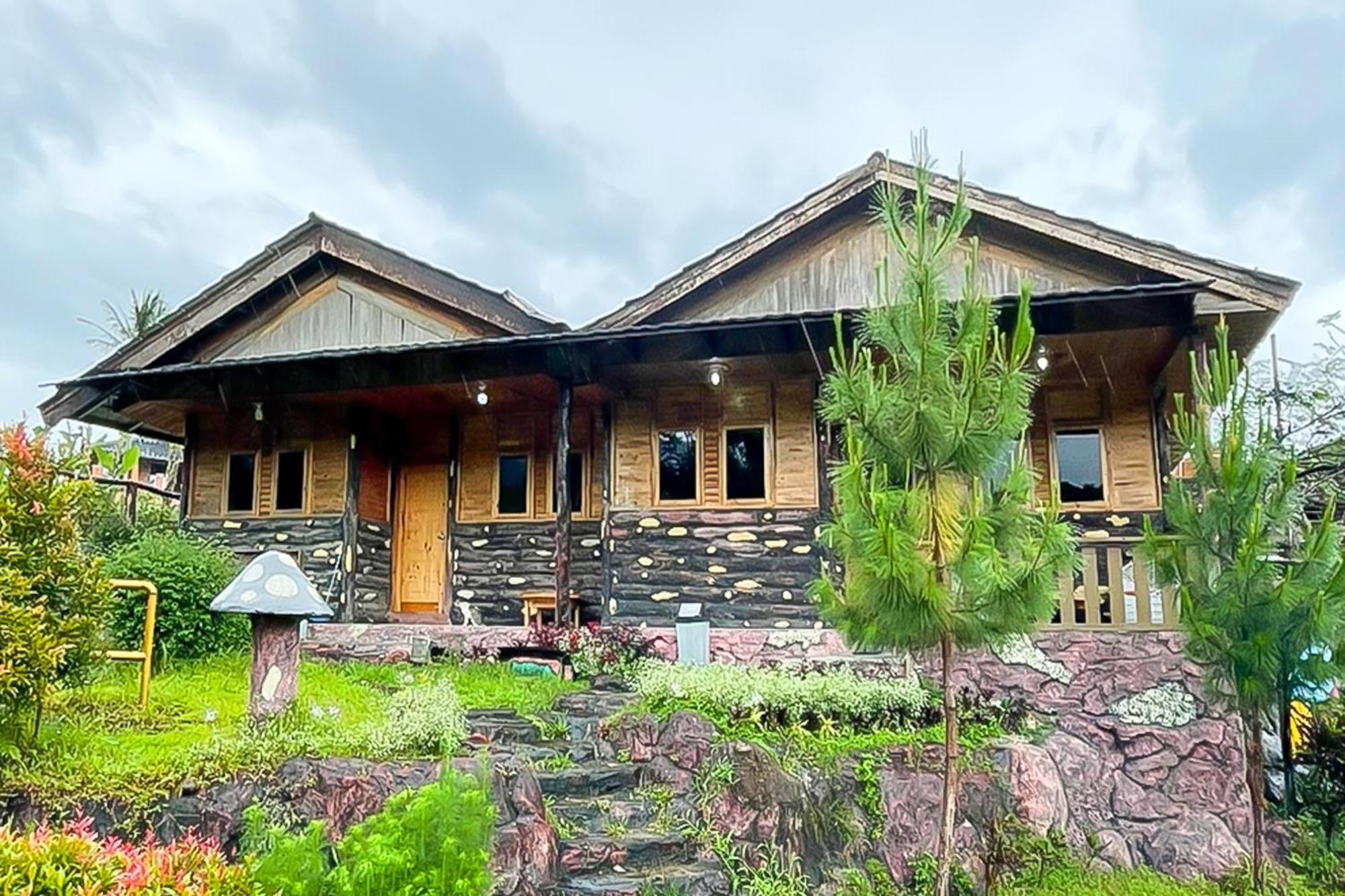 Hotel Reddoorz At Kampung Istal Bogor Exterior foto